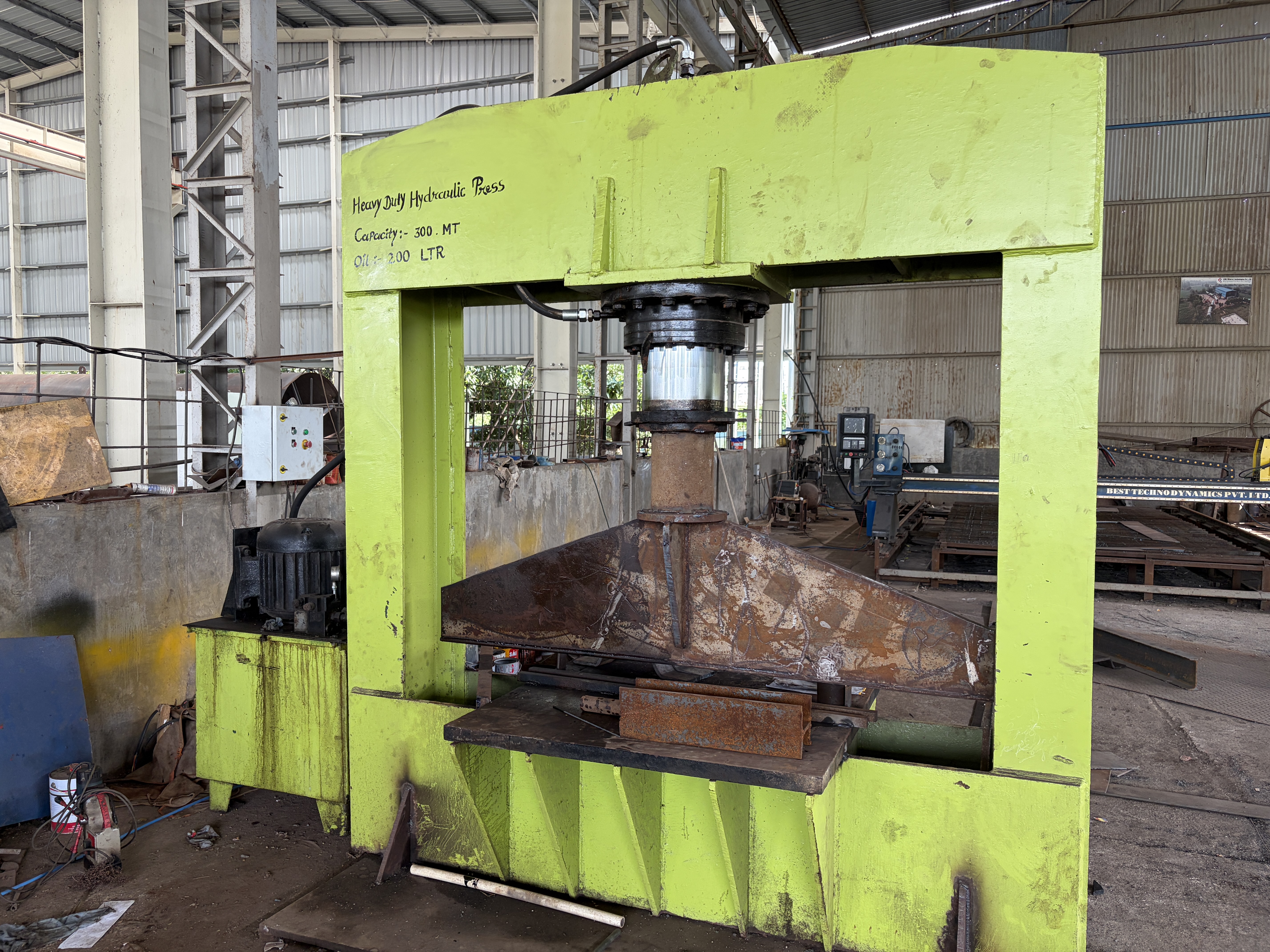 Heavy Duty Hydraulic Press Machine